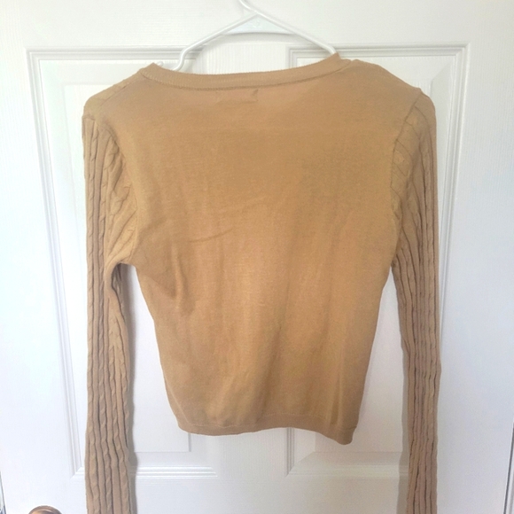 Sweater - Picture 2 of 2